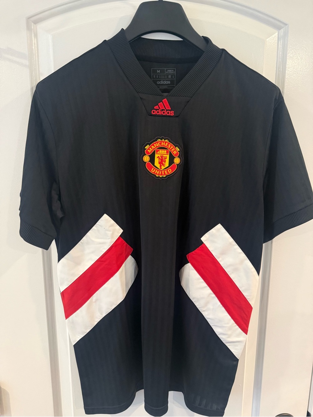 Retro Manchester United Jersey.